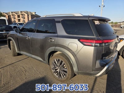 2023 Nissan Pathfinder SL