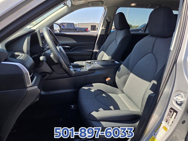 2025 Toyota Grand Highlander LE