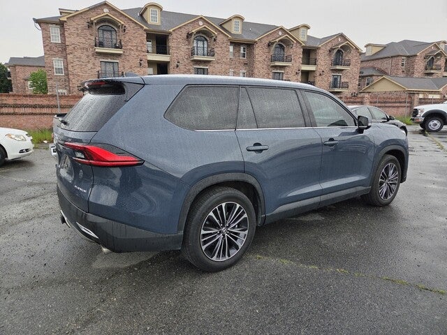2024 Toyota Grand Highlander Hybrid MAX Platinum