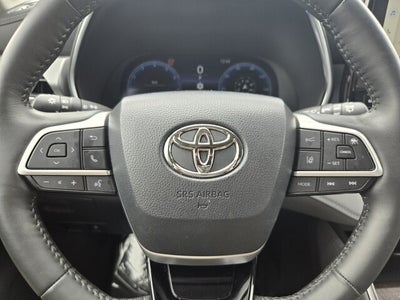 2023 Toyota Highlander Platinum