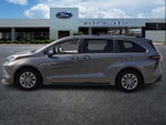 2021 Toyota Sienna LE 8 Passenger