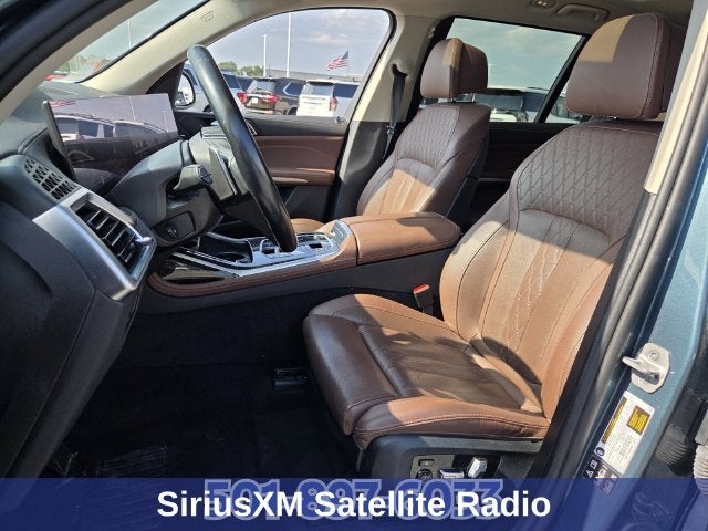 2025 BMW X7 xDrive40i