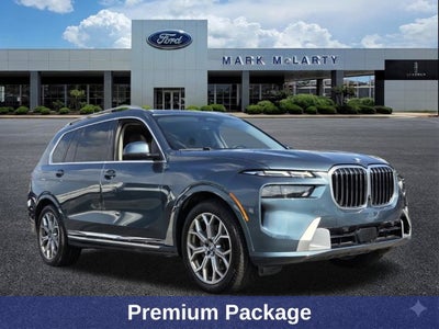 2025 BMW X7 xDrive40i