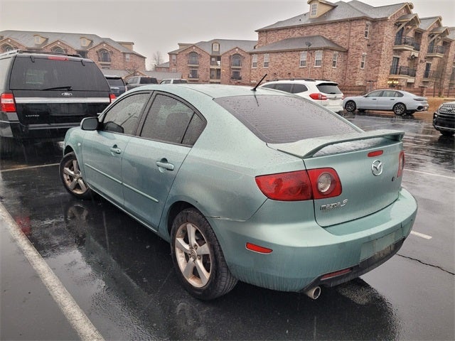 2004 Mazda Mazda3 i Base