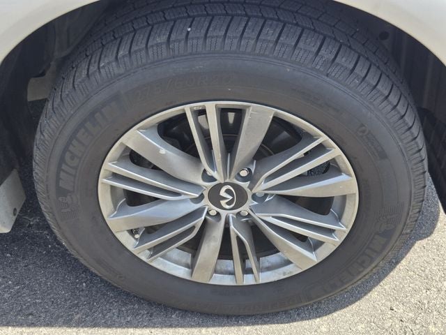 2018 INFINITI QX80 Base