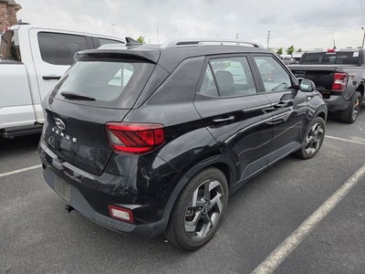 2022 Hyundai Venue SEL