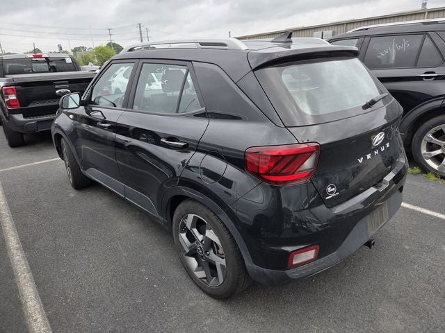 2022 Hyundai Venue SEL