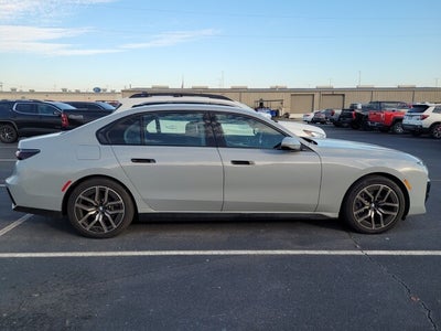 2025 BMW 7 Series 740i xDrive