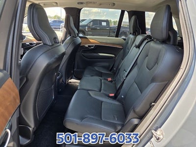 2022 Volvo XC90 T5 Momentum