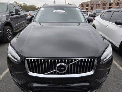 2022 Volvo XC90 T5 Momentum