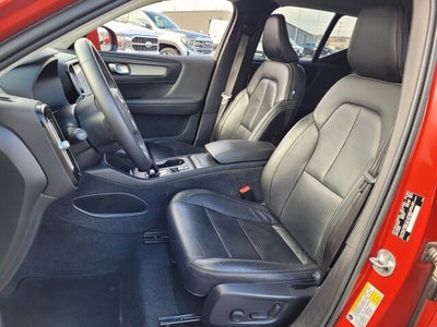 2023 Volvo XC40 B5 Core