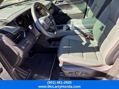 2025 GMC Acadia AT4