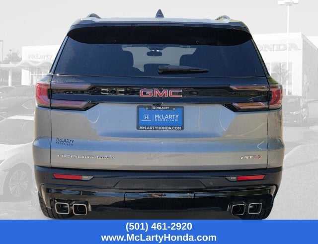 2025 GMC Acadia AT4