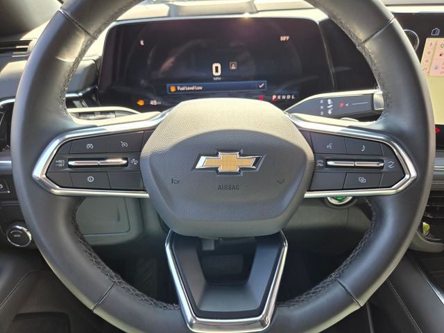 2025 Chevrolet Suburban LT