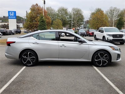 2023 Nissan Altima 2.5 SR