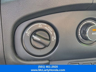 2023 Nissan Frontier SV