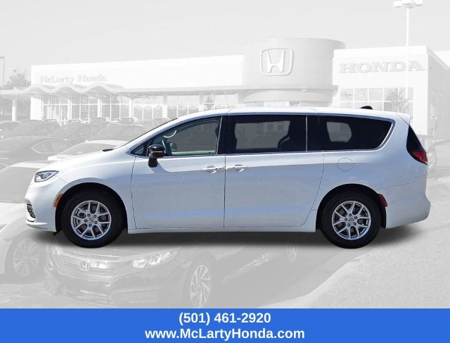 2024 Chrysler Pacifica Touring L