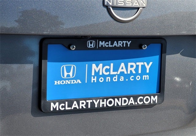 2023 Nissan Versa 1.6 SV