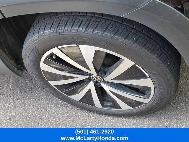 2024 Volkswagen Taos 1.5T SE