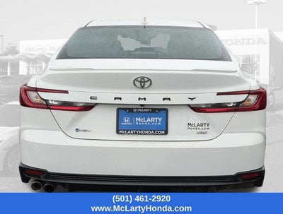 2025 Toyota Camry SE