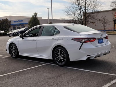 2024 Toyota Camry SE