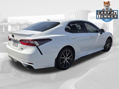 2024 Toyota Camry SE