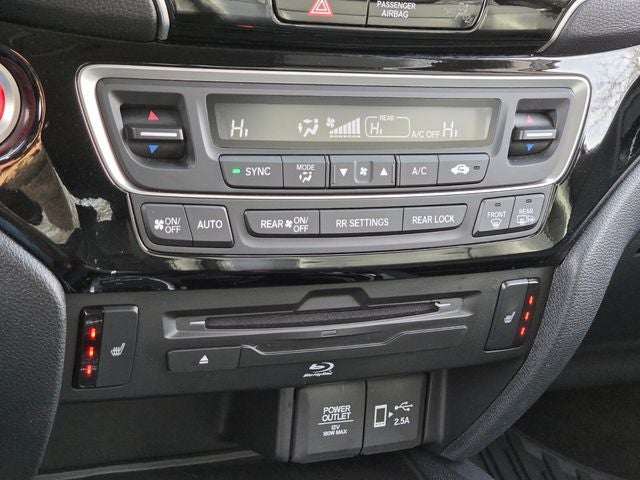 2022 Honda Pilot Touring 7 Passenger