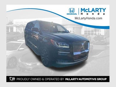 2022 Lincoln Navigator L Reserve