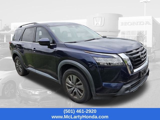 2022 Nissan Pathfinder SV