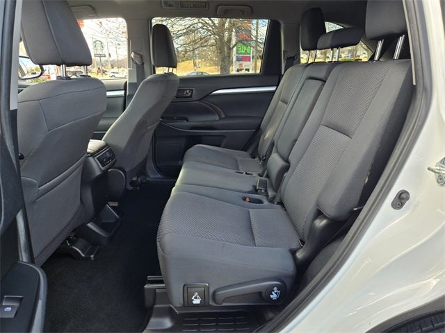 2019 Toyota Highlander LE