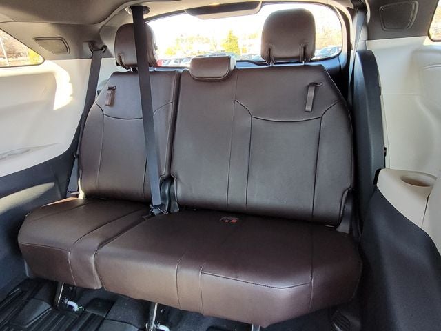 2022 Toyota Sienna Platinum 7 Passenger
