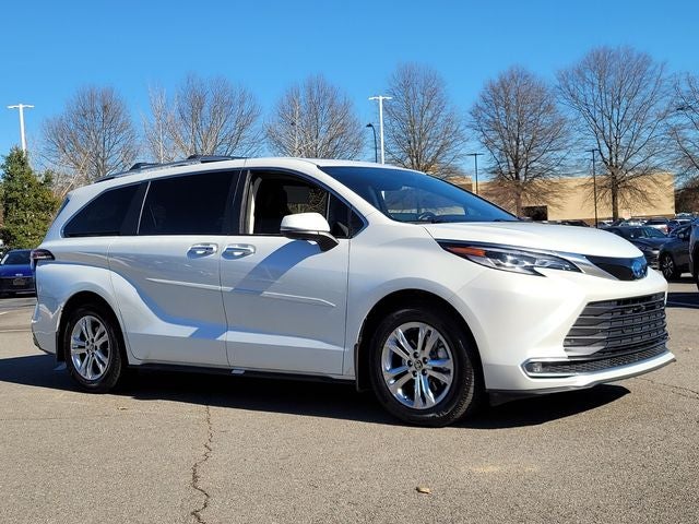 2022 Toyota Sienna Platinum 7 Passenger