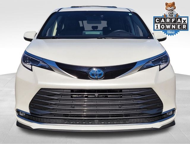 2022 Toyota Sienna Platinum 7 Passenger