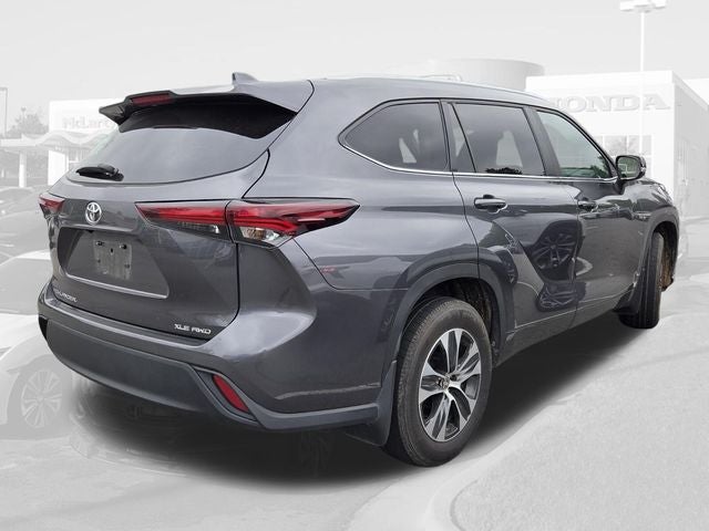 2025 Toyota Highlander XLE