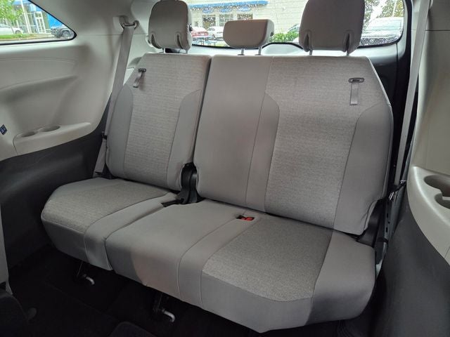 2024 Toyota Sienna LE 8 Passenger