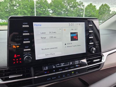 2024 Toyota Sienna LE 8 Passenger