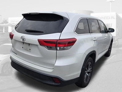2019 Toyota Highlander LE