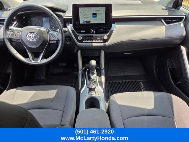 2025 Toyota Corolla Cross LE