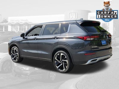 2024 Mitsubishi Outlander SE