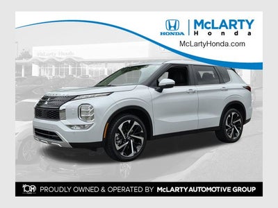 2024 Mitsubishi Outlander SE