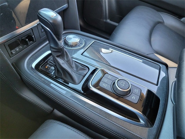 2024 Nissan Armada SV