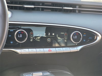 2025 Genesis GV70 2.5T