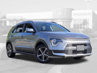 2025 Kia Niro LX