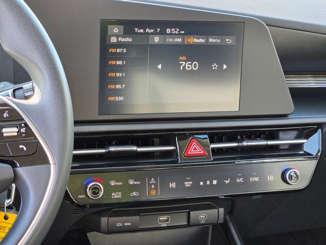 2025 Kia Niro LX