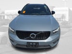 2020 Volvo XC40 R-Design