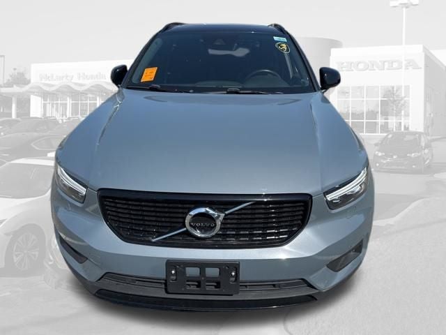 2020 Volvo XC40 R-Design