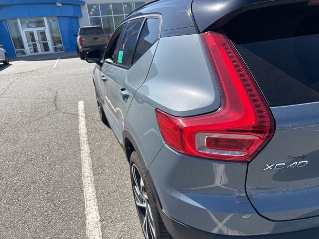 2020 Volvo XC40 R-Design