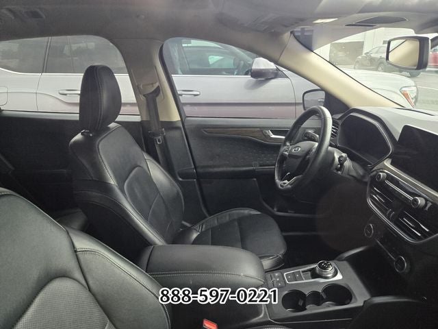 2020 Ford Escape Hybrid Titanium