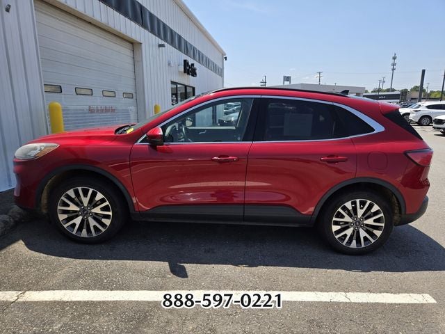 2020 Ford Escape Titanium