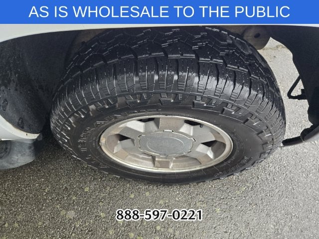 2005 GMC Yukon Base